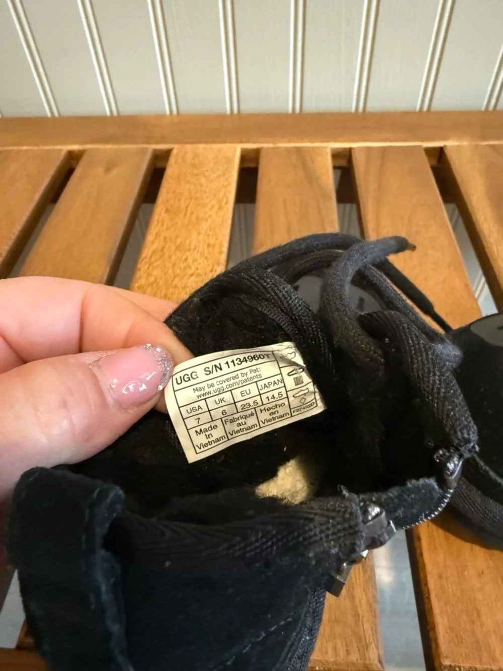 UGG Kids Black Lace-Up Scatter Logo Boots‎